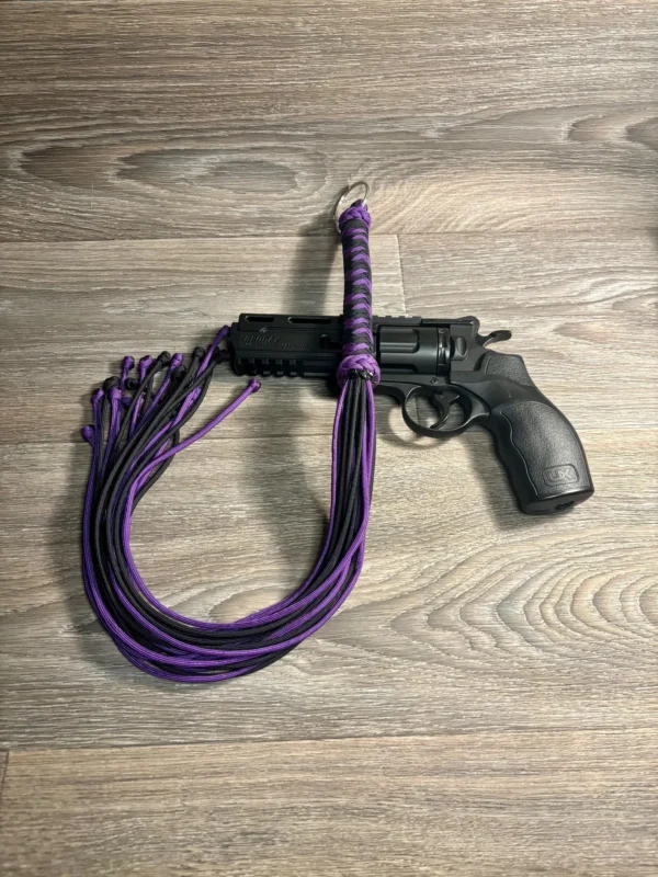 Two-Tone Plaited Paracord Flogger – Handmade BDSM Whip