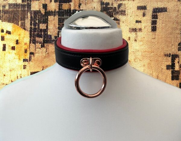 il_1588xN.5729175398_7u7h Genuine Leather Collar Black Padded & Stitched Leather I 35mm Rose gold O Ring Locking Collar Rose Gold